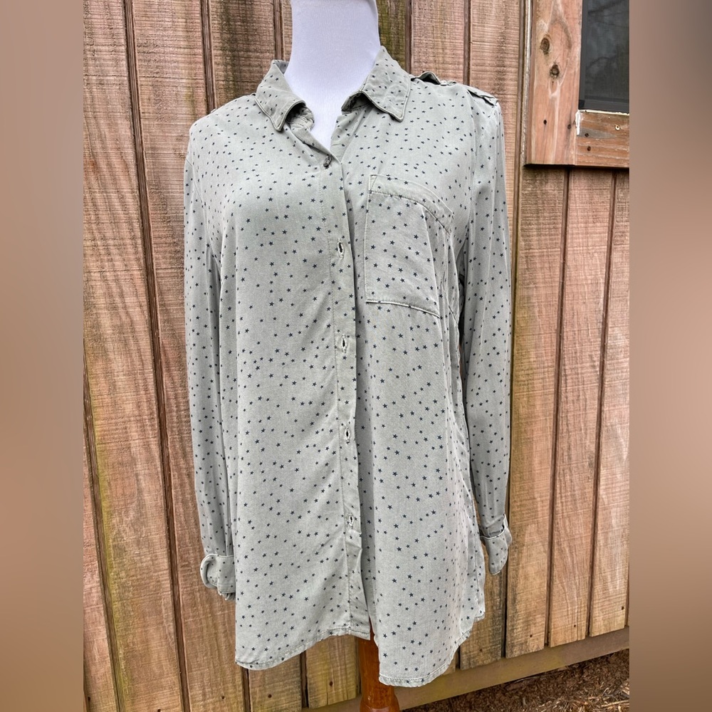 Splendid Star Printed Button Down Shirt Size Medium